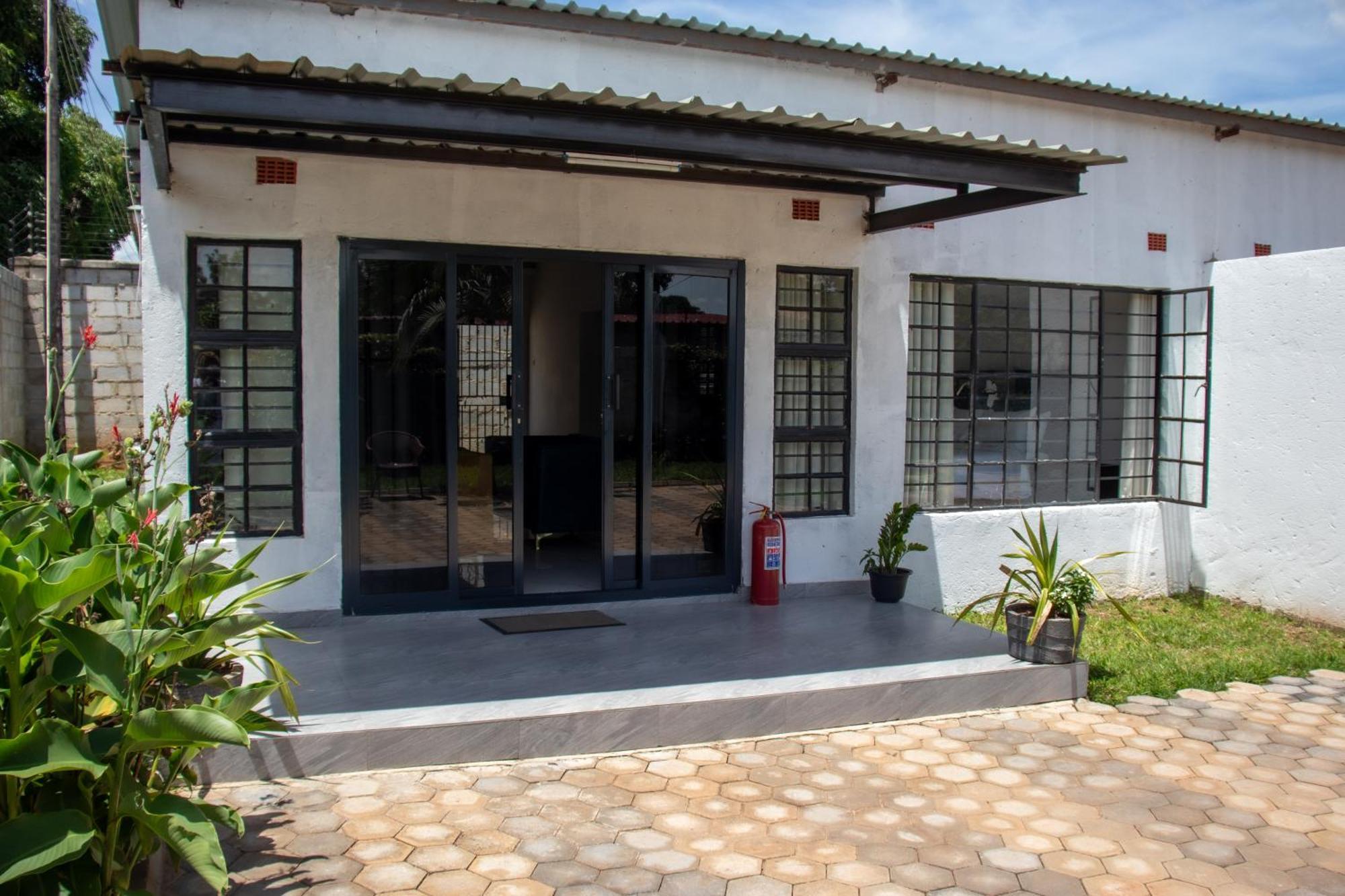 Lowin Suites-One-Bed Apartments Lusaka Eksteriør billede